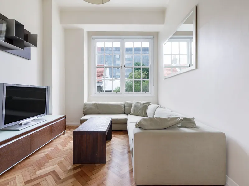 Furnished Art Deco apartment in the heart of Darlinghurst / Pets considered