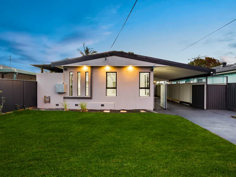 Spacious House and Granny Flat in the Heart of Lurnea!