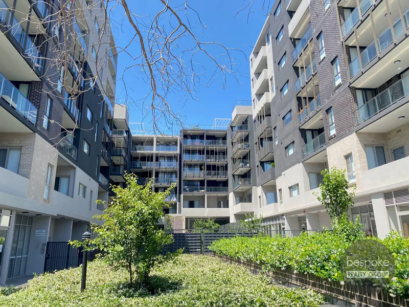 6th Floor Luxury Apartment
