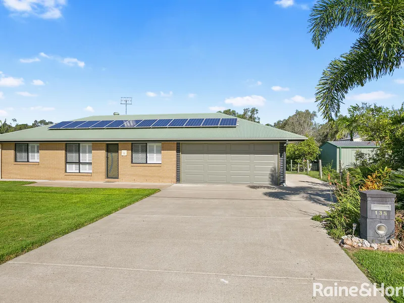Neat & Tidy Home in Cooloola Cove 