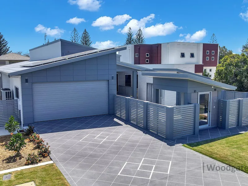 PURE ELEGANCE - MAJESTIC CUSTOM BUILT HOME.