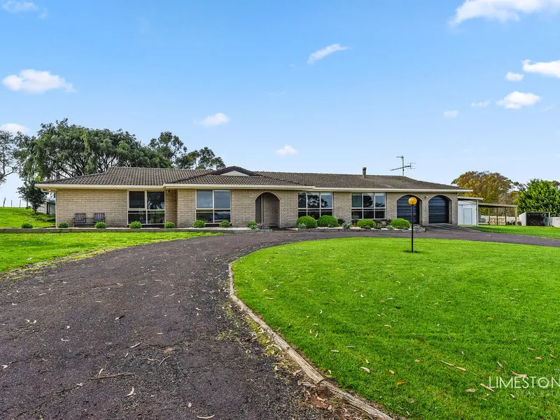 Modern home with the ultimate lifestyle