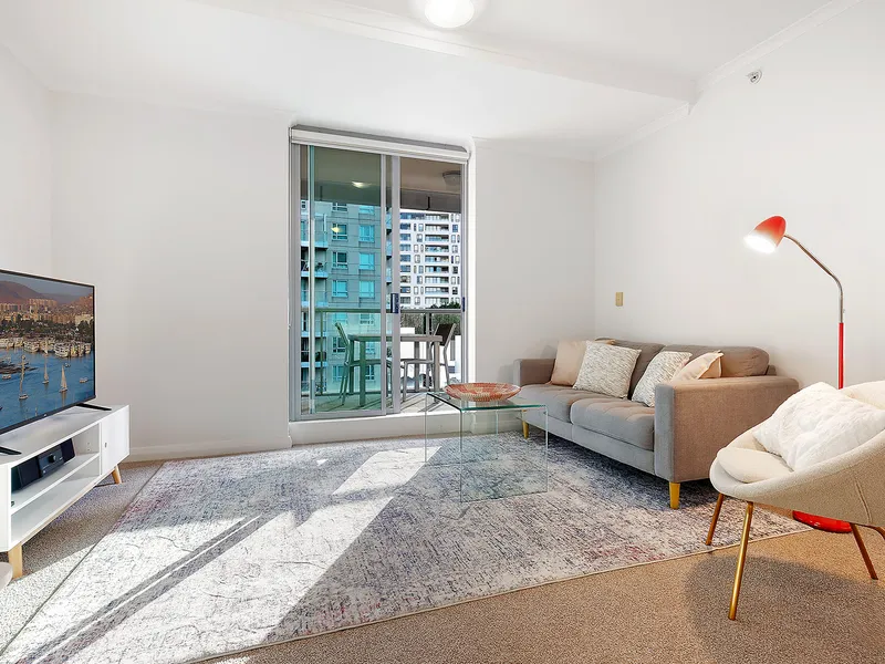 Oversized One Bedroom Apartment Within The Heart of Chatswood