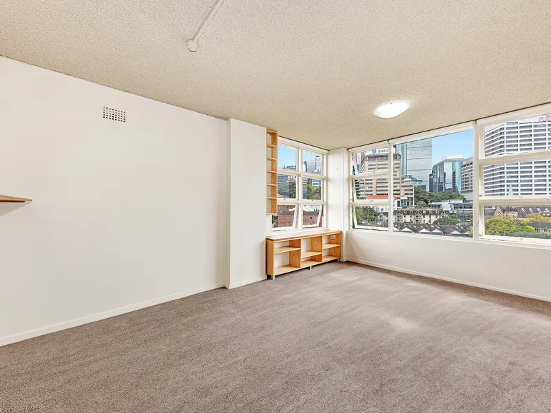 Stunning Apartment in Close Proximity to the Harbour Front