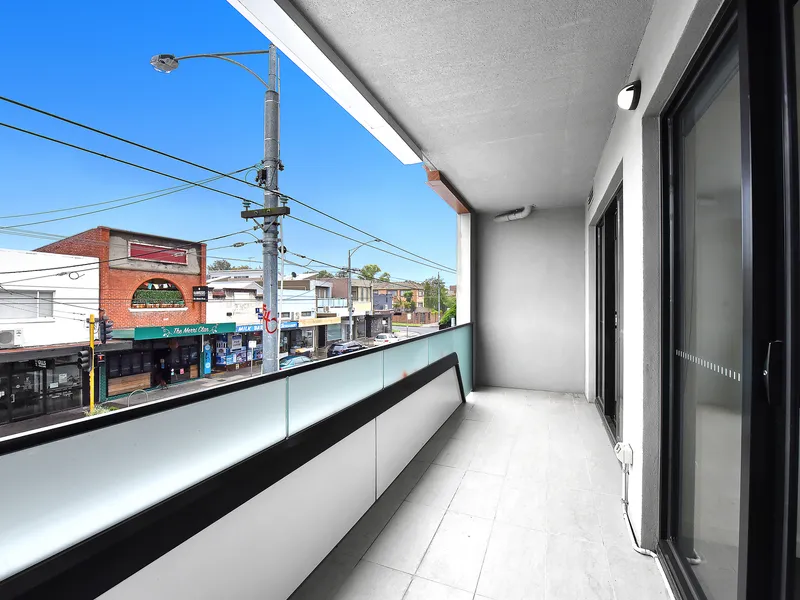 LOCATION AND LIFESTYLE APARTMENT 