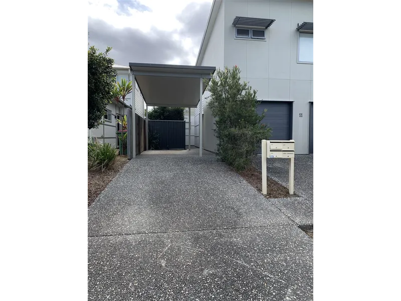 Modern 2 Bedroom Townhouse