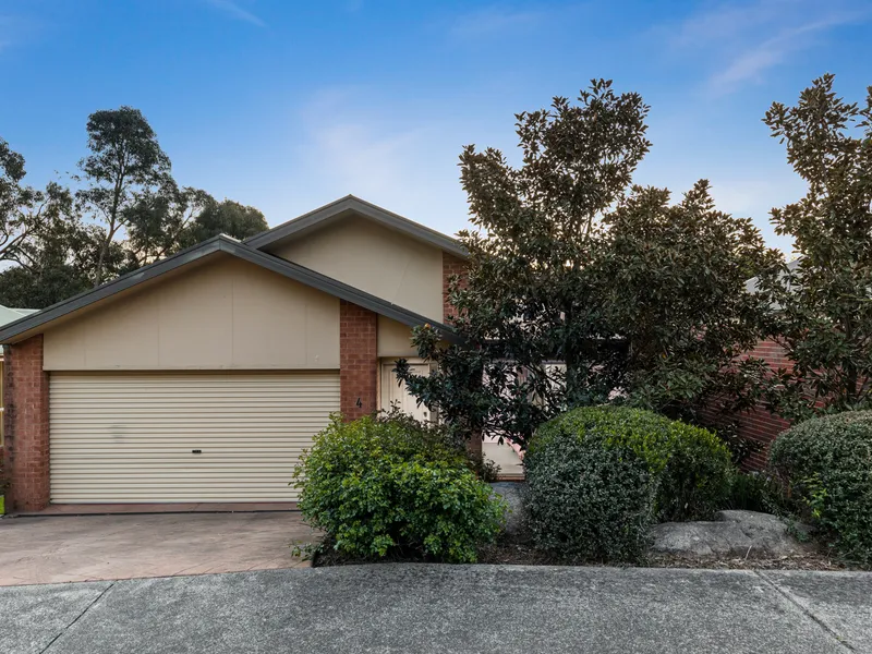 Stylishly Spacious, Peacefully Private