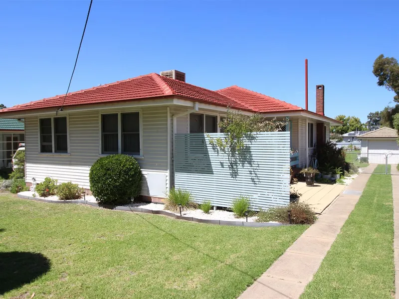 Charming Home Ready To Occupy - 4 Bedrooms.