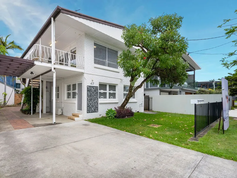 One bedroom apartment in Main Beach