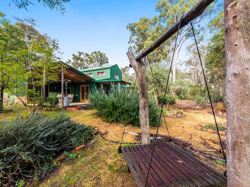 PRIVATE 9.3 ACRE RETREAT