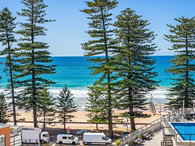 Resort-like seaside haven with amazing ocean views