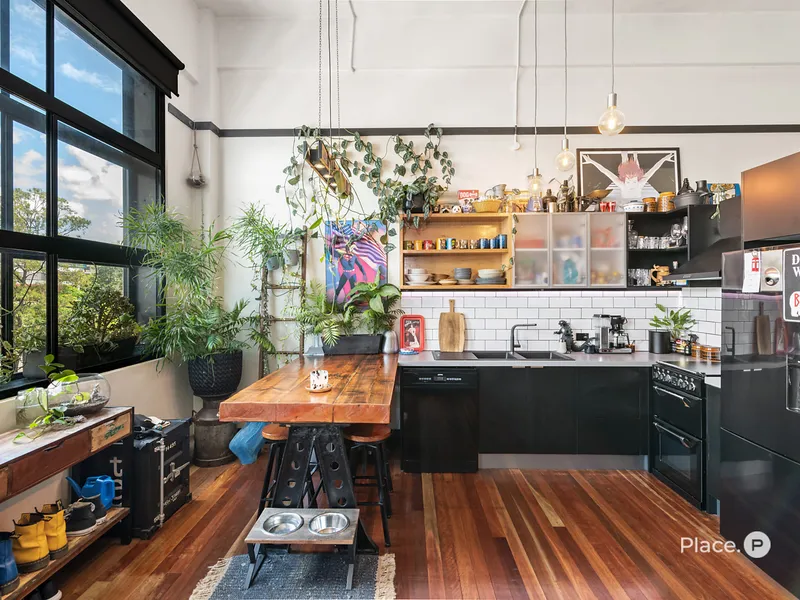 Renovated New York Style Living in Renowned, Sun Apartments