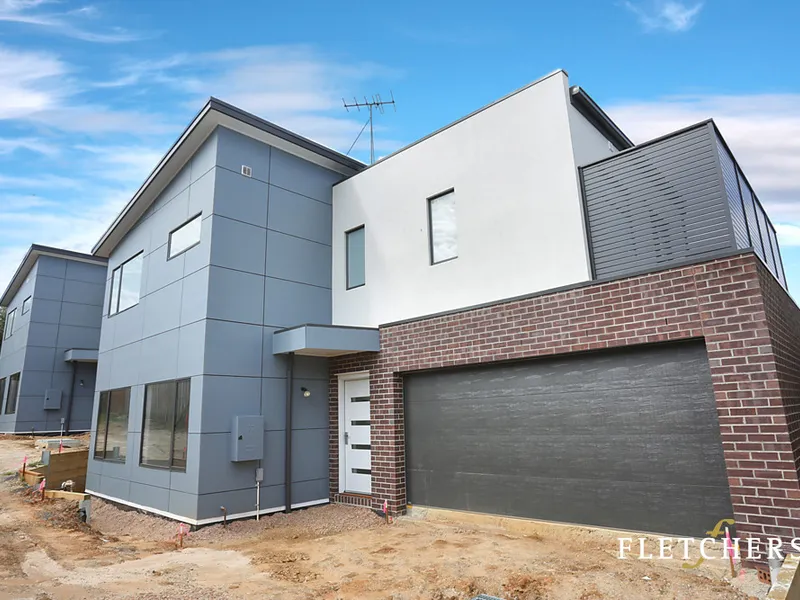 TWO NEW TOWNHOUSE IN PRIME LOCATION