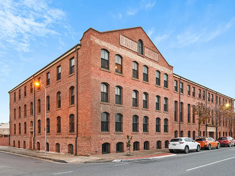New York Inspired Apartment Rich in History