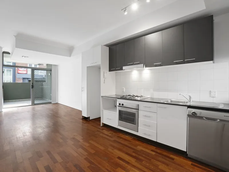 Modern inner city townhouse