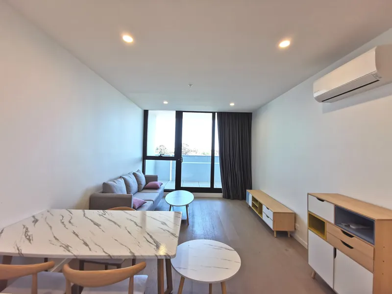 TWO BEDROOM SEMI-FURISHED APARTMENT IN THE HEART OF OAKLEIGH