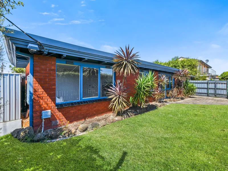 LOCATION AND STYLE - IT DOESN'T GET BETTER THAN THIS!