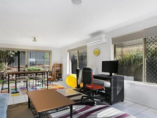 Convenience In Central Sherwood!