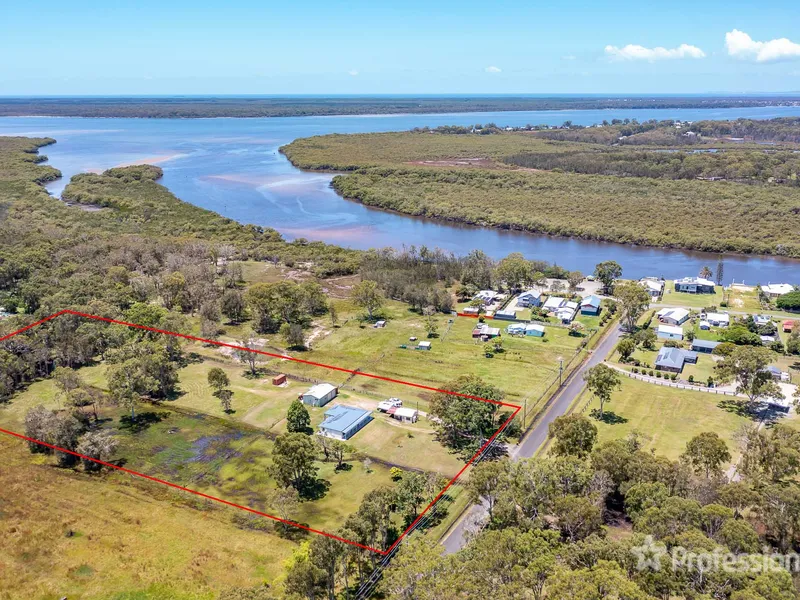 Rare opportunity - 5 scenic acres with easy access to spectacular Moreton Bay!