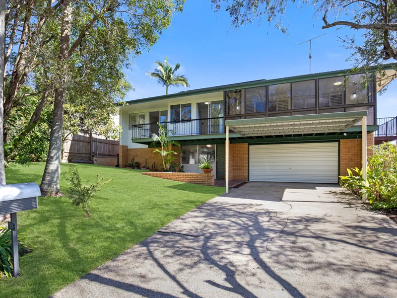 Elevated 663m2 Block with Large pool and great views - First open home Thursday (18th) 5.00pm - 5.30pm
