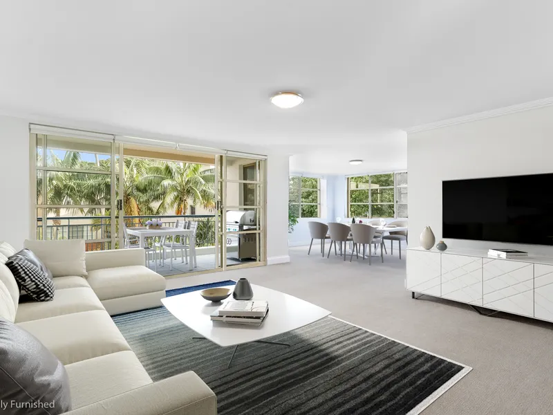 House-like apartment in prized complex