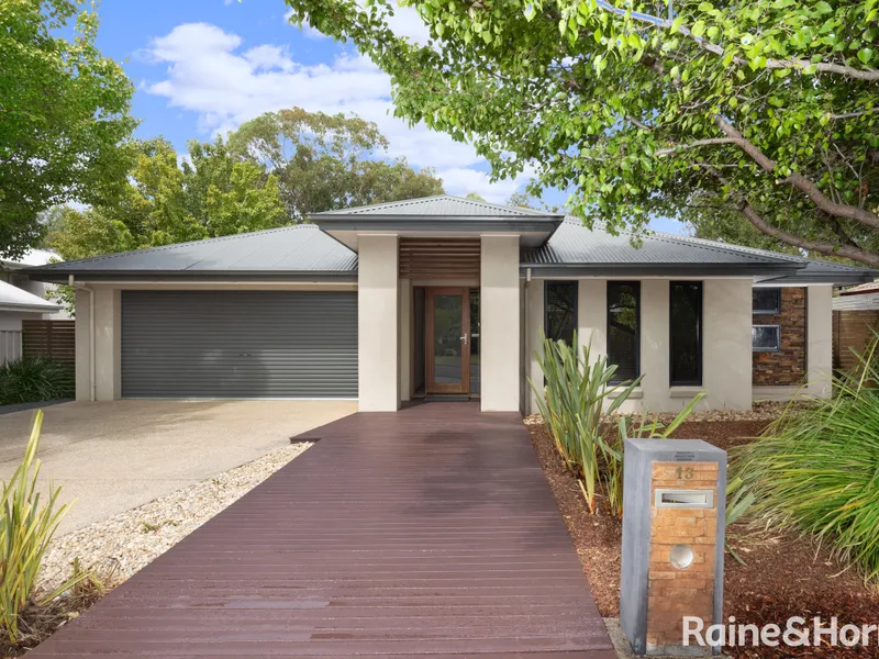 Realise the Dream in a Prime Position - 230sqm's of Living