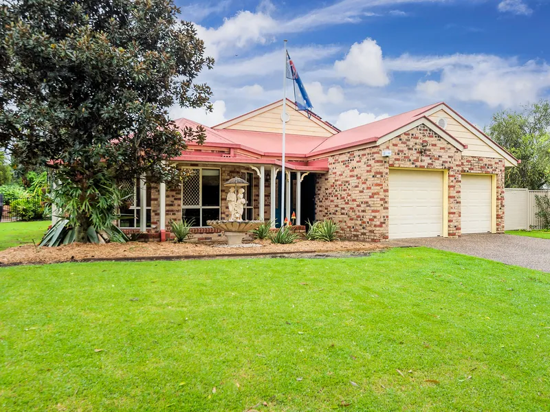 TREAT YOURSELF TO ACREAGE LIVING LIFESTYLE ON 1150SQM
