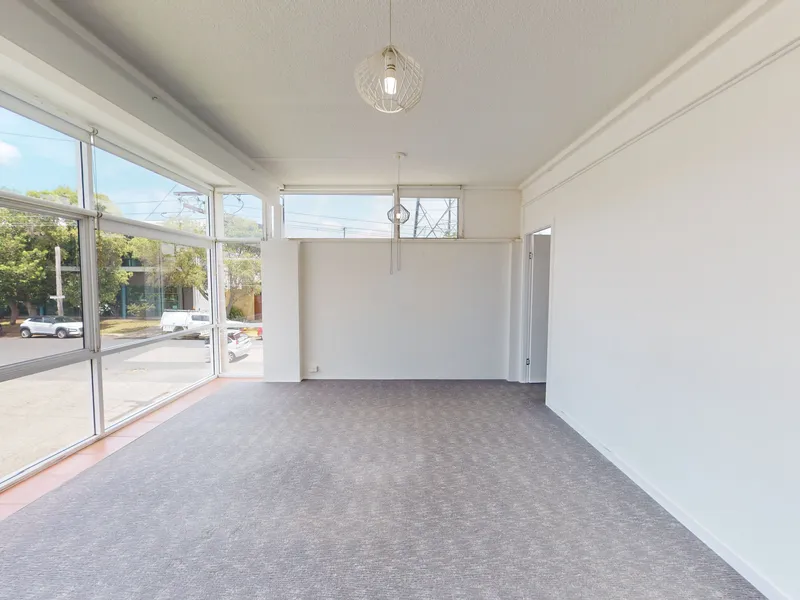 Light and Bright Loft Style Unit!