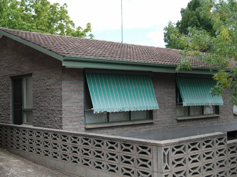 Prime Location! - Neat & Tidy 2 Bedroom Unit in Highton
