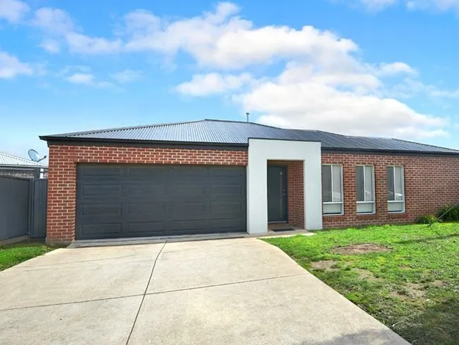 FAMILY HOME IN POPULAR ALFREDTON LOCATION