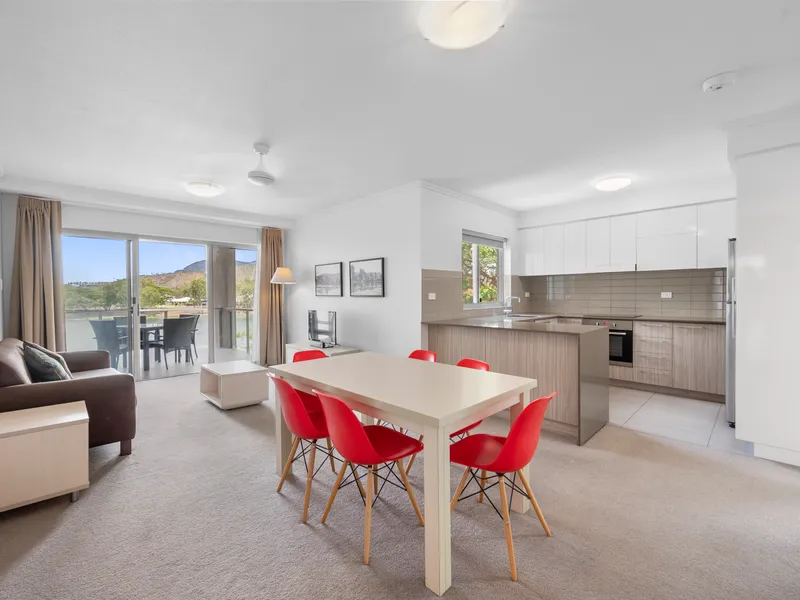 Fully Furnished Unit In A Central Location With Stunning River Views!