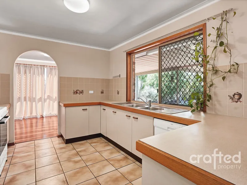 Ideal Family Home On Private Low Maintenace Block