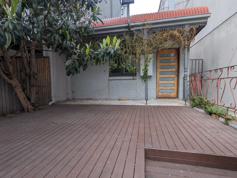 Two bedrooms plus courtyard, set in a convenient Brunswick location