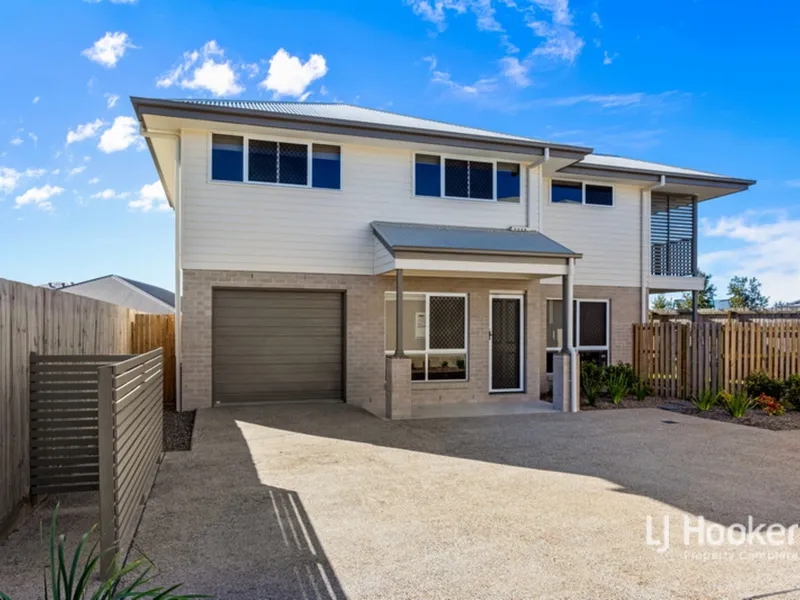 Low Maintenance - 3 Bedroom Townhouse!