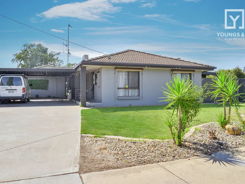 SOUTH LOCATION - FOUR BEDROOMS -GREAT SHED