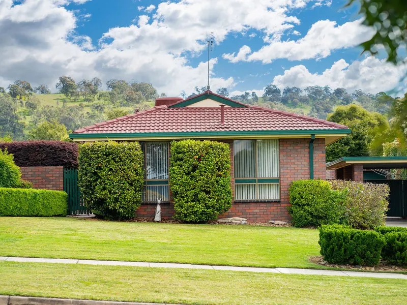 Neat & Tidy 3 Bedroom Home