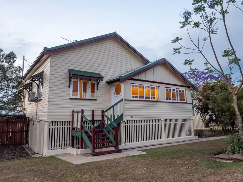 RETIREMENT WITH INCOME & ACCOMMODATION