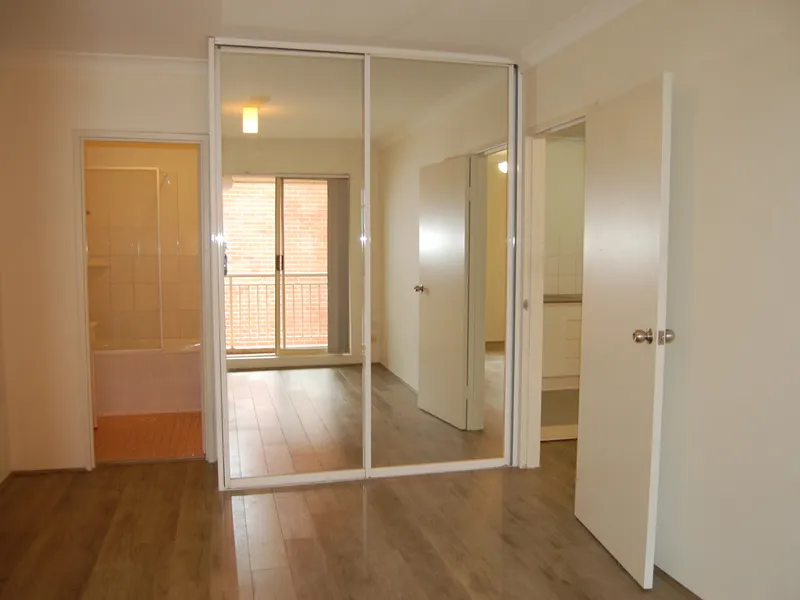 One Bedroom Unit in a Perfect Location