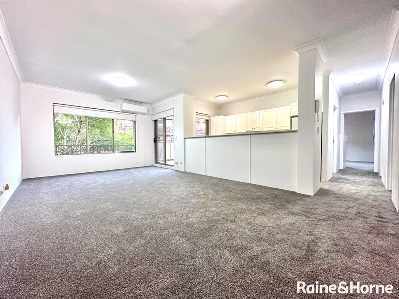 RENOVATED RESORT STYLE APARTMENT