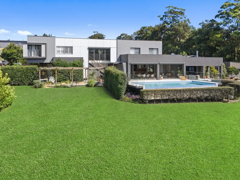 Sublime Coastal Acreage....