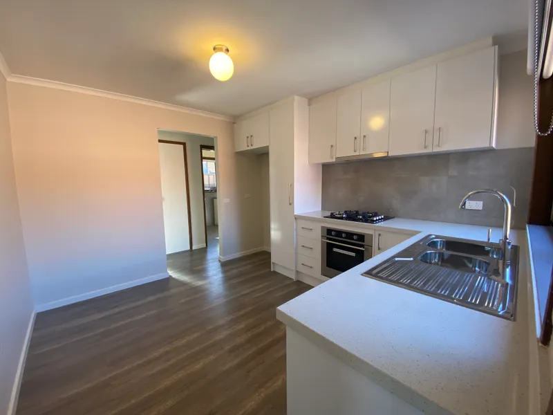 Fully renovated in exceptional location !