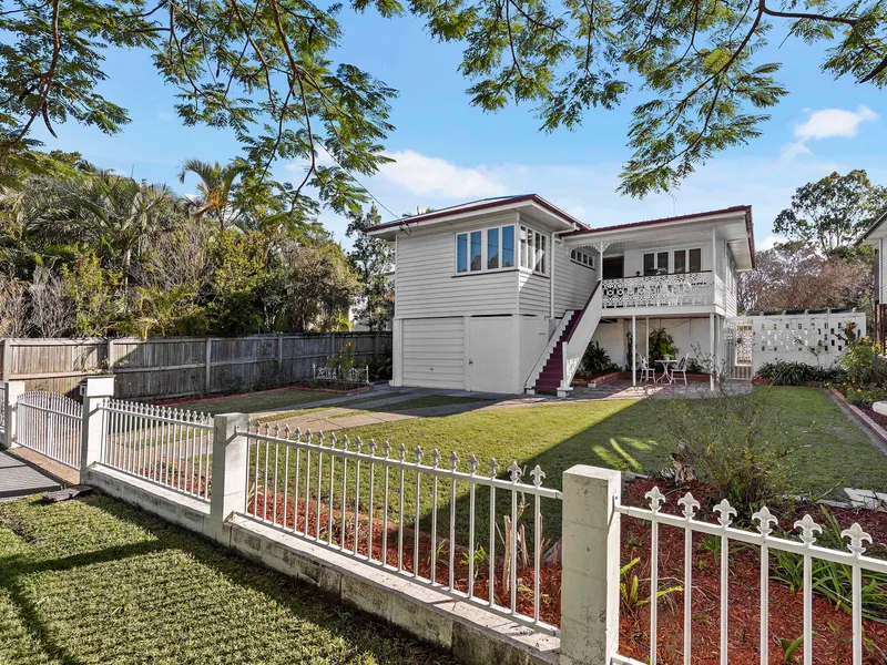 607SQM BLOCK IN PRIME PARKSIDE & CORSO LOCATION