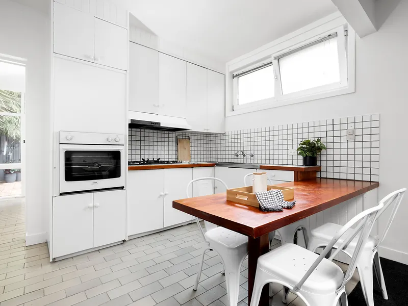 Comfortable Victorian cottage in the iconic heart of Fitzroy