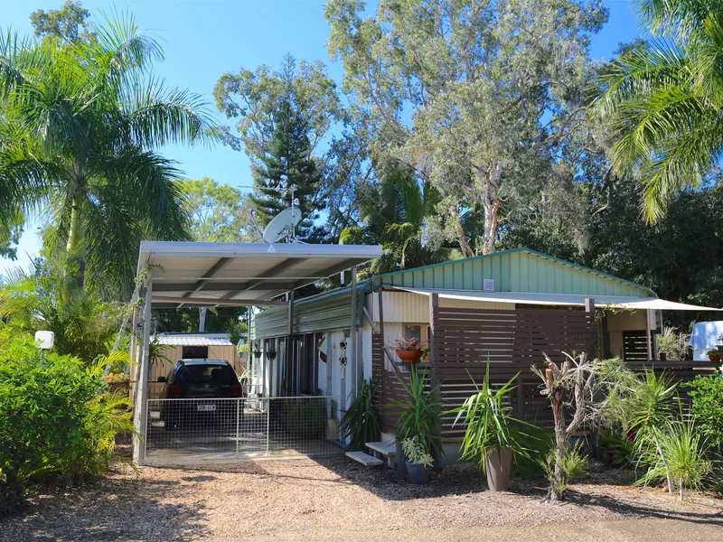 Coolwaters Holiday Village Cabin