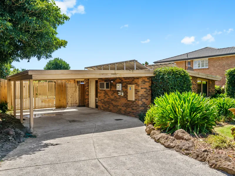 Family home with endless opportunities in a first-class location