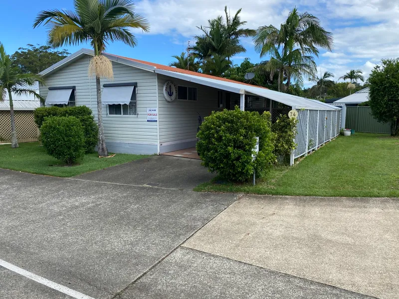 MANUFACTURED STAND ALONE RETIREMENT HOME IN BROADWATER VILLIAGE TWEED HEADS SOUTH