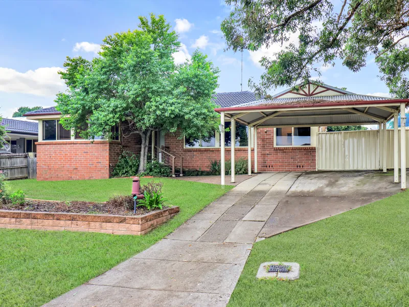 Great Family Home + Fantastic Location!