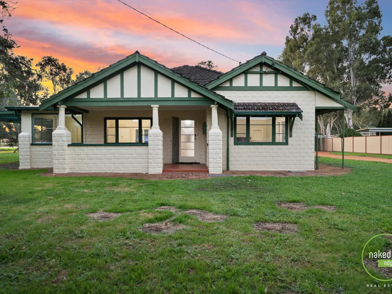 Stunning character 1936 home - 1.17 Ha general rural