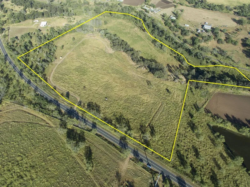 Vacant 26-acre allotment just minutes from town
