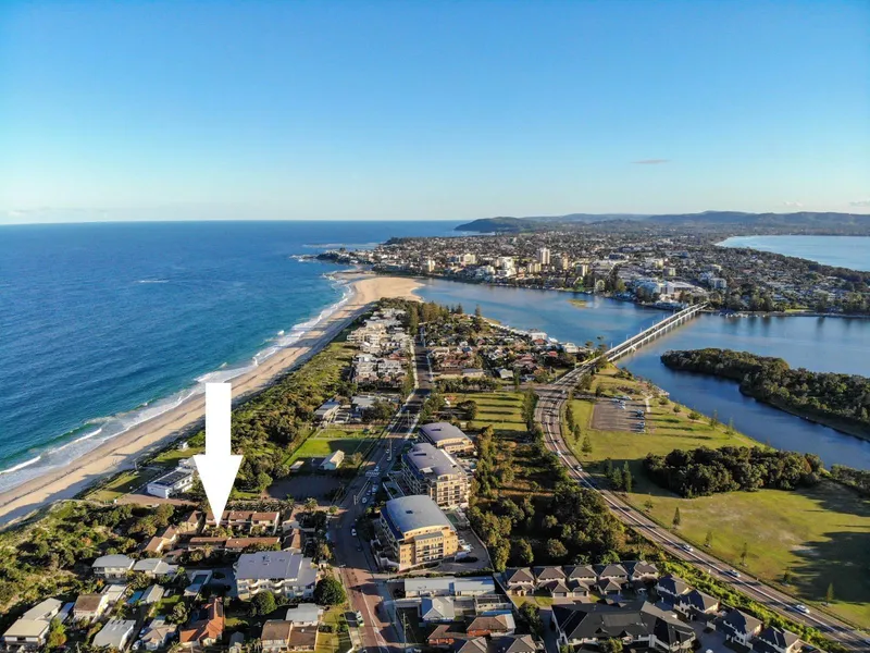 Beach-side townhouse